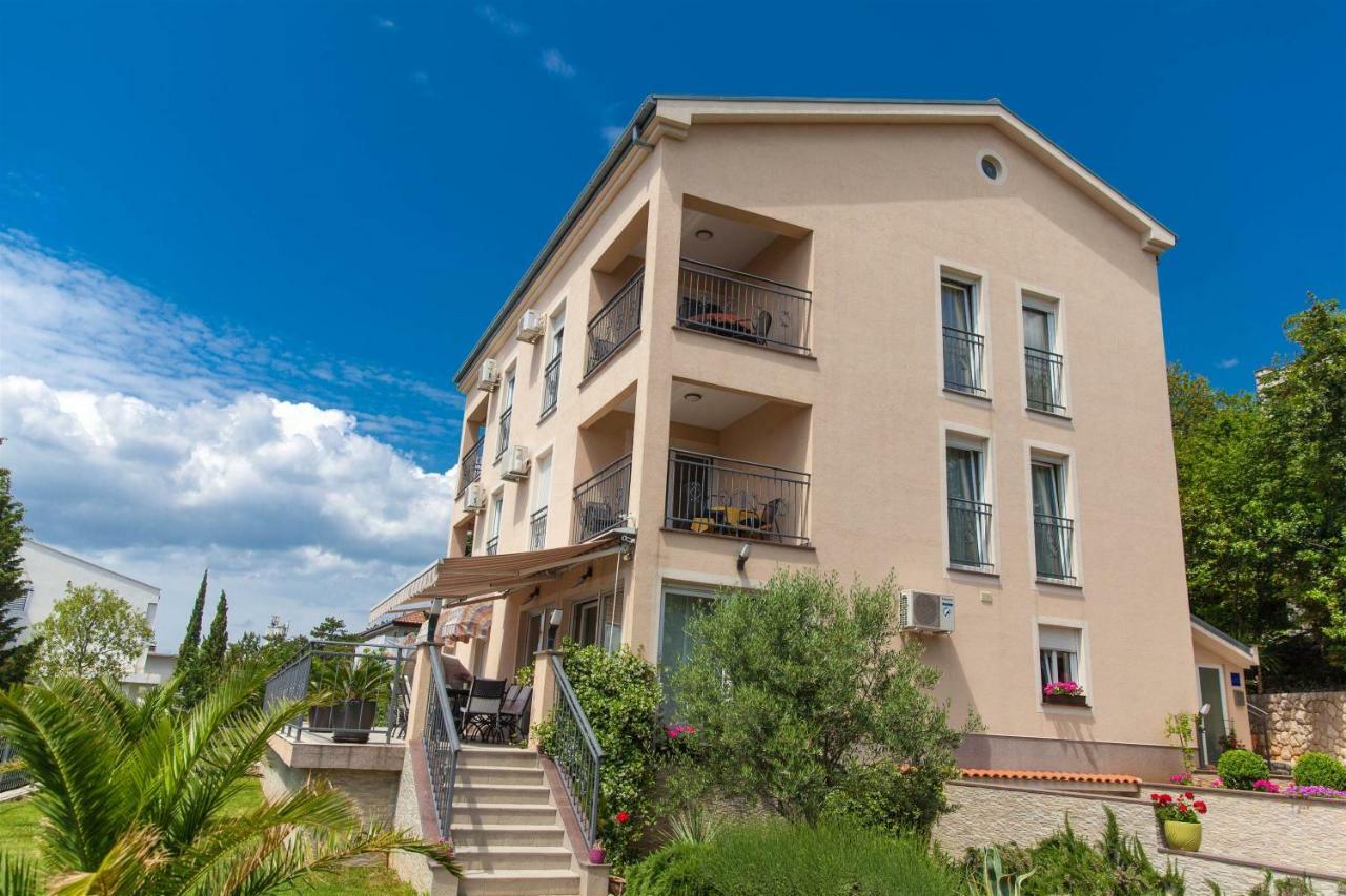 Bruno Apartment Crikvenica Ngoại thất bức ảnh
